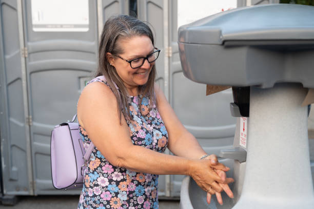 Portable Toilet Options We Offer in Freeland, MI