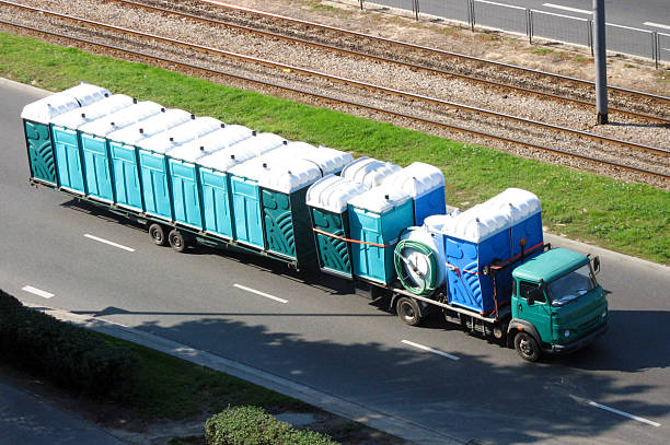 Best Luxury portable toilet rental  in Freeland, MI